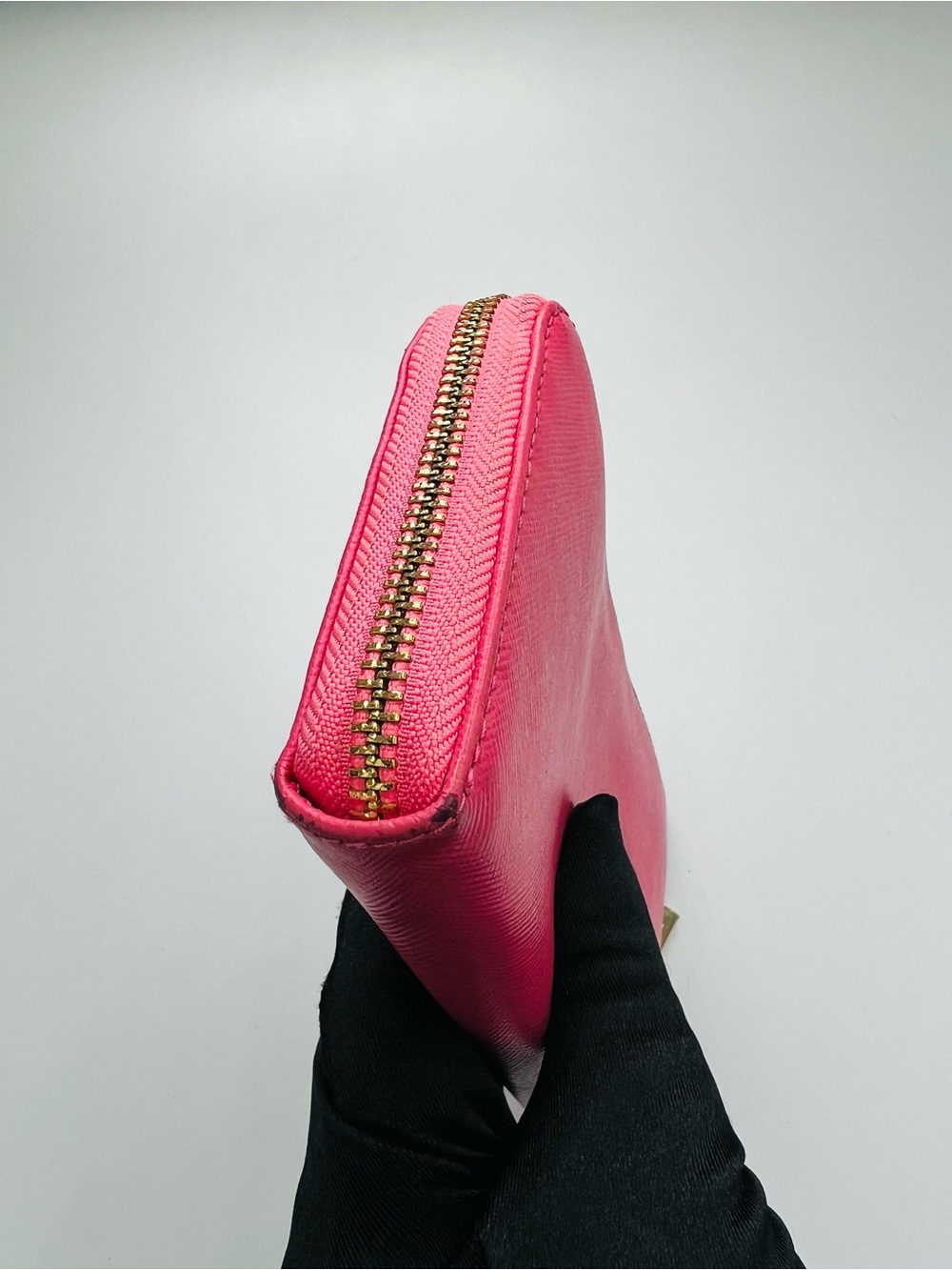 Tory Burch Robinson Zip Continental Wallet - Picture 7 of 9
